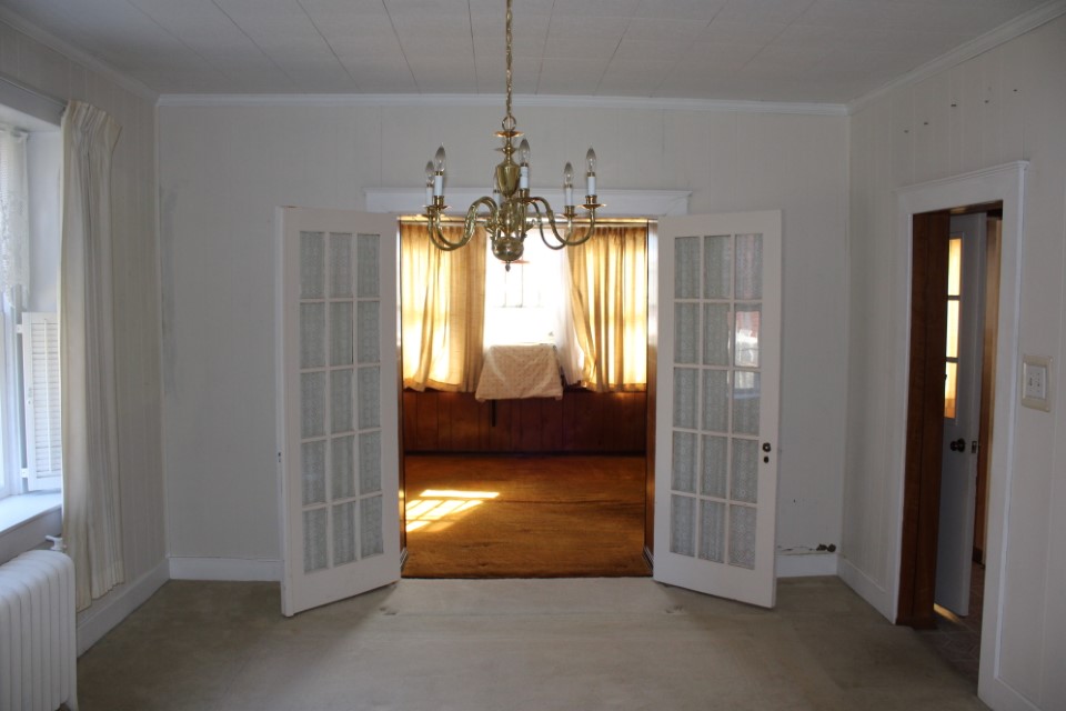 Public Auction Sale REAL ESTATE Hallam, PA